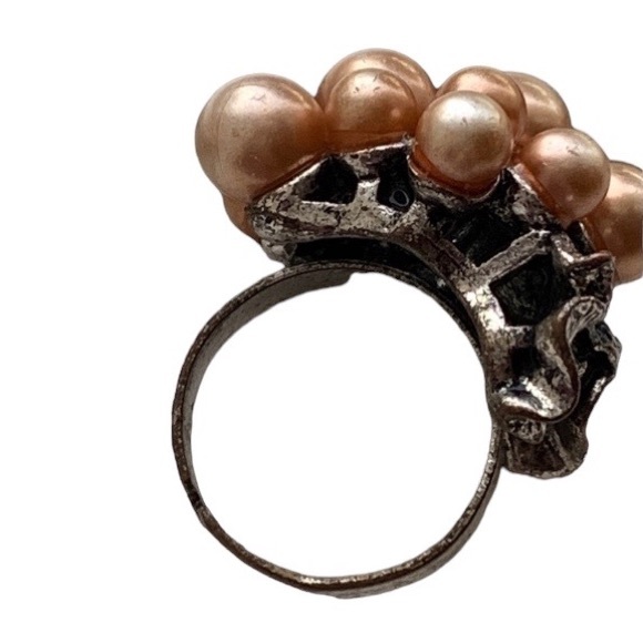Vintage Champagne Faux Pearl Cluster Adjustable Ring Women’s Jewelry - Picture 2 of 9